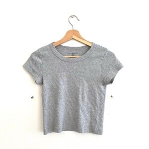 Brandy Melville | Light Grey T-Shirt